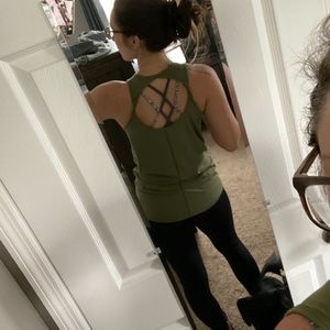 Zyia green twist tank